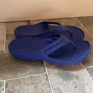 Croc kids flip flops